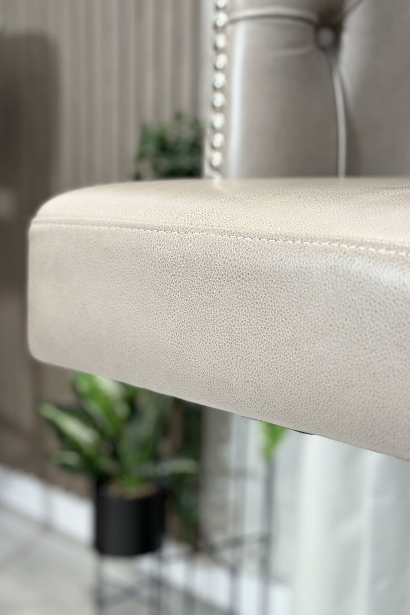 Crème Swivel Metal Stool - Luxseat