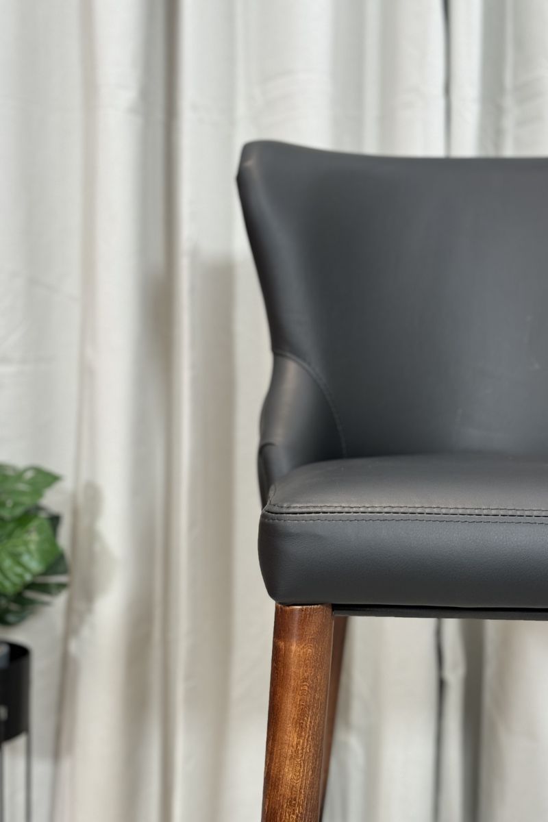 Mahdow Bar Stool - Luxseat