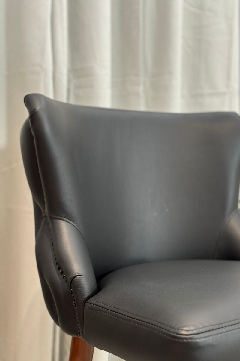 Mahdow Bar Stool - Luxseat