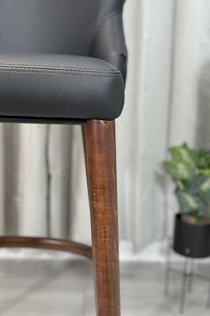 Mahdow Bar Stool - Luxseat